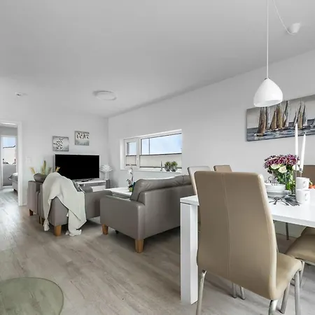 Strandhaus Ambiente 2 *